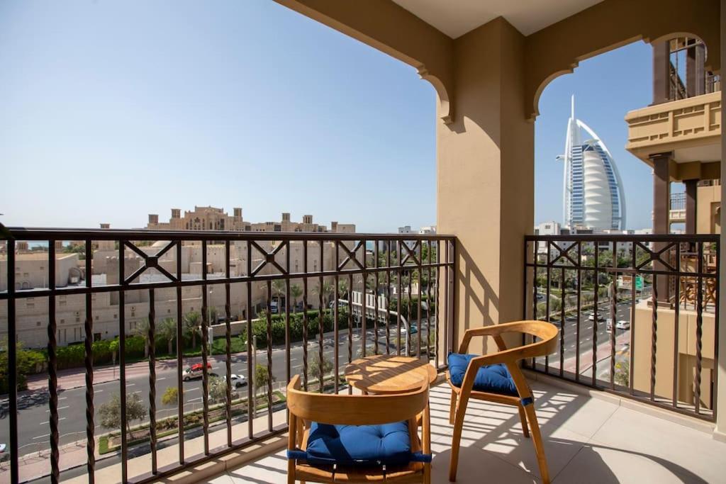 Veluxa - Luxury And Bright 1 Bedroom Apartment, Burj View! Dubai Exterior photo