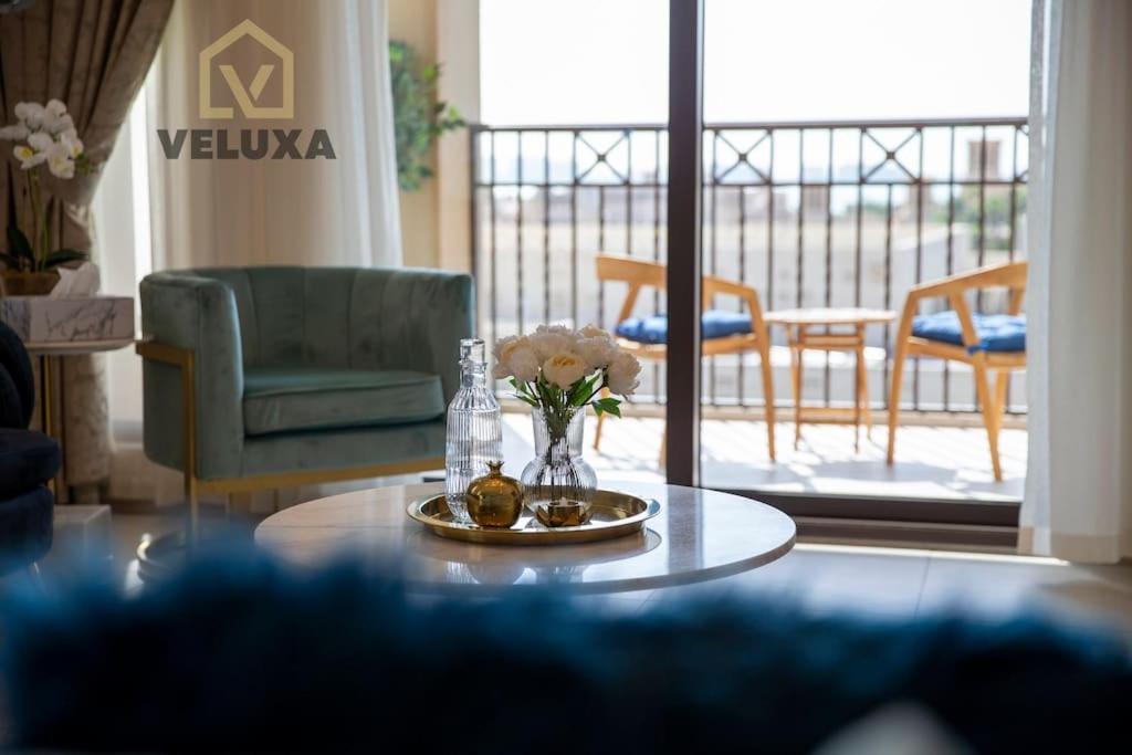 Veluxa - Luxury And Bright 1 Bedroom Apartment, Burj View! Dubai Exterior photo